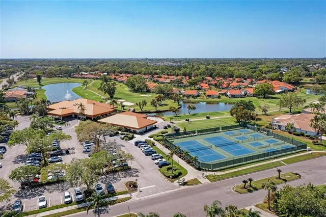 $329,000 | 4812 Sand Trap St Circle, Bradenton, FL 34203