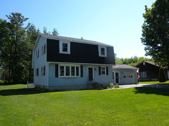 11 Stewart Street Rouses Point, NY 12979 - Photo 1 of 1 Gallery Image 1