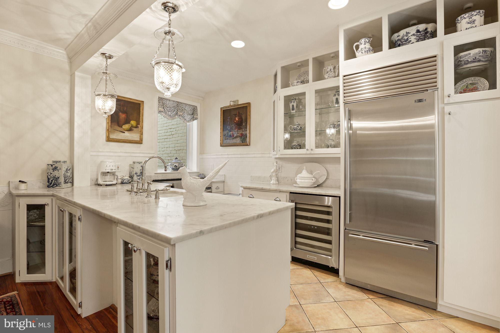 3040 O Street Northwest Washington, DC 20007 - Photo 7 of 20 Kitchen