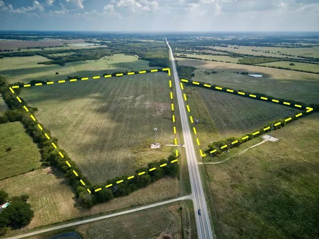 $700,110 | 271 South Paris Tx 75462 South, Paris, TX 75462