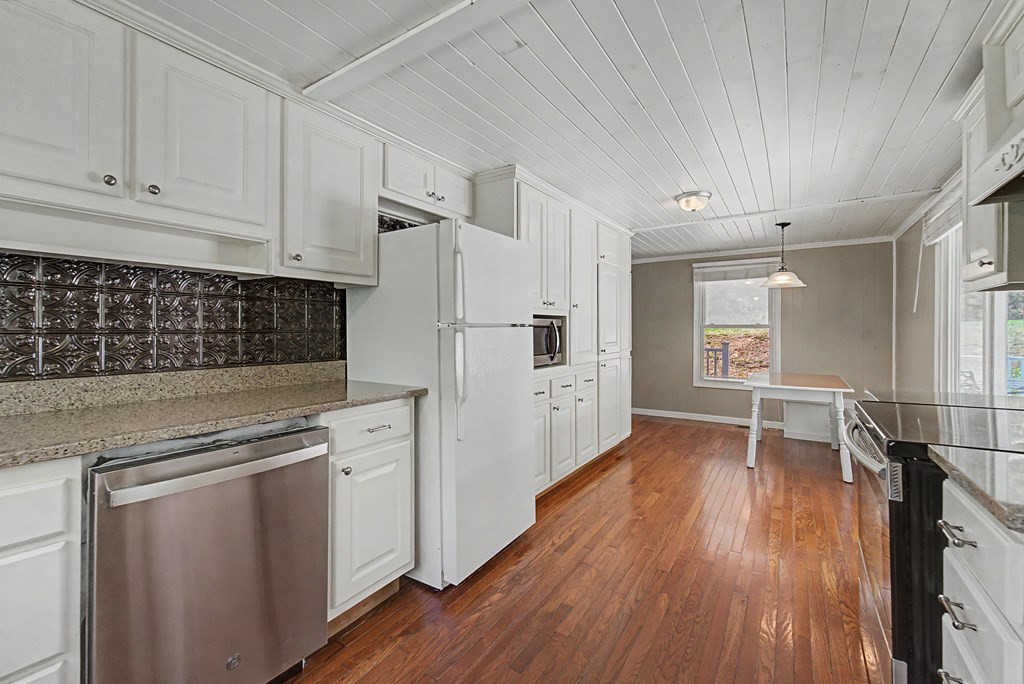 1303 Atoah Road Robbinsville, NC 28771 - Photo 12 of 62