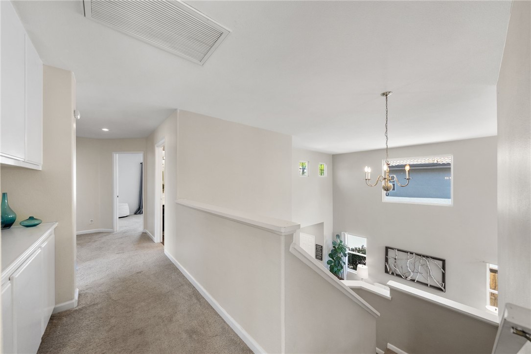 41309 Pine Tree Circle Temecula, CA 92591 - Photo 25 of 48 Upstairs with linen cabinet