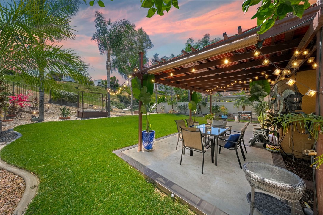 41309 Pine Tree Circle Temecula, CA 92591 - Photo 3 of 48