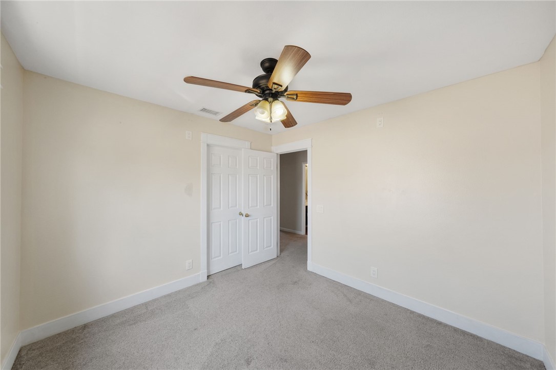 41309 Pine Tree Circle Temecula, CA 92591 - Photo 33 of 48 Guest bedroom 4