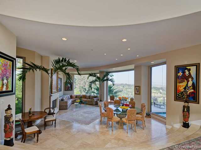 4640 Rancho Reposo, Unit 1 Del Mar, CA 92014 - Photo 6 of 25 Gallery Image 6