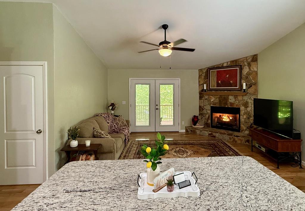 72 Victory Lane Murphy, NC 28906 - Photo 25 of 64 a living room with furniture and a flat screen tv