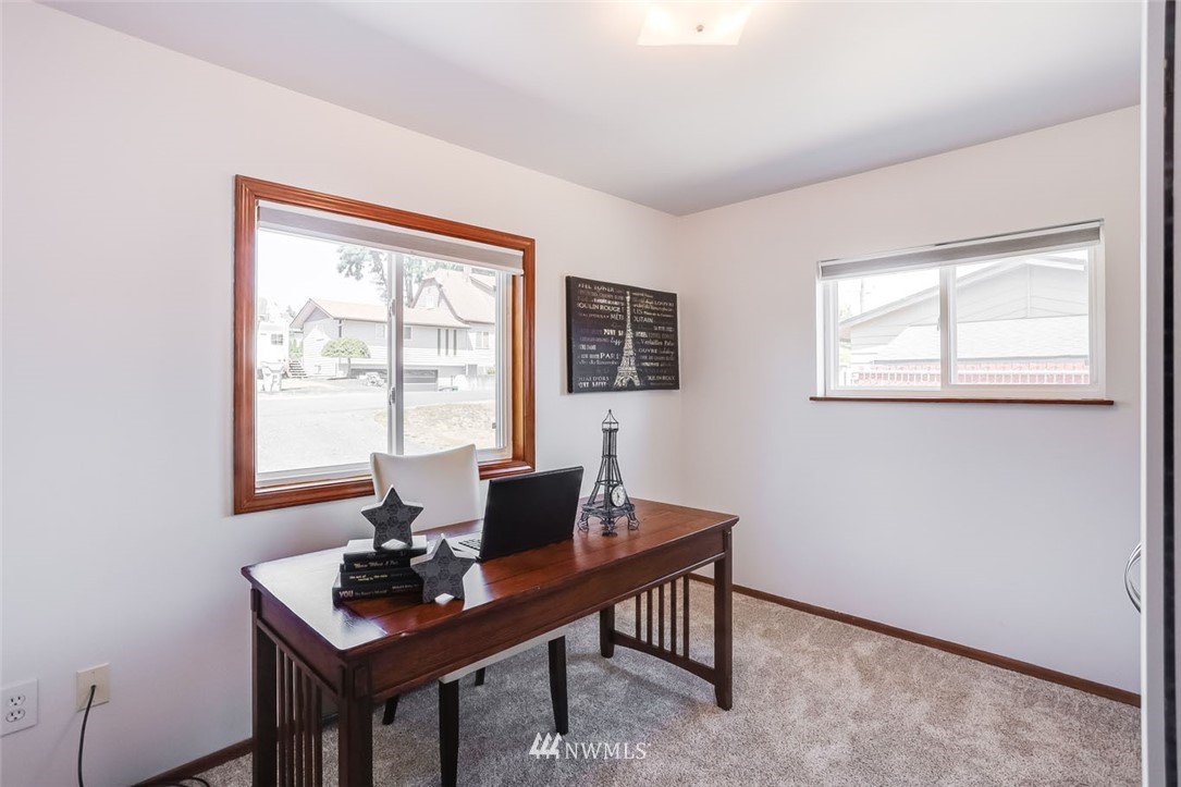 5209 Northeast 3rd Street Renton, WA 98059 - Photo 19 of 31 a view of a workspace with a window