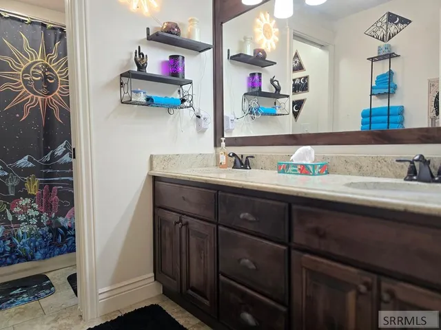 $529,000 | 460 South Austin Avenue, Sugar City, ID 83448