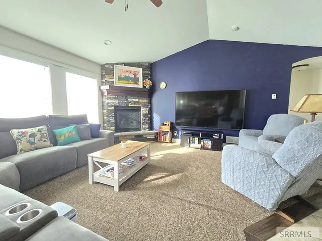 $529,000 | 460 South Austin Avenue, Sugar City, ID 83448