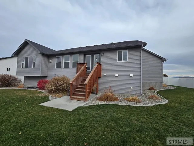 $529,000 | 460 South Austin Avenue, Sugar City, ID 83448