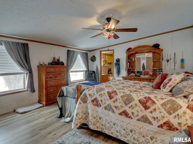 $399,900 | 12265 Mindale Road, La Prairie, IL 62346