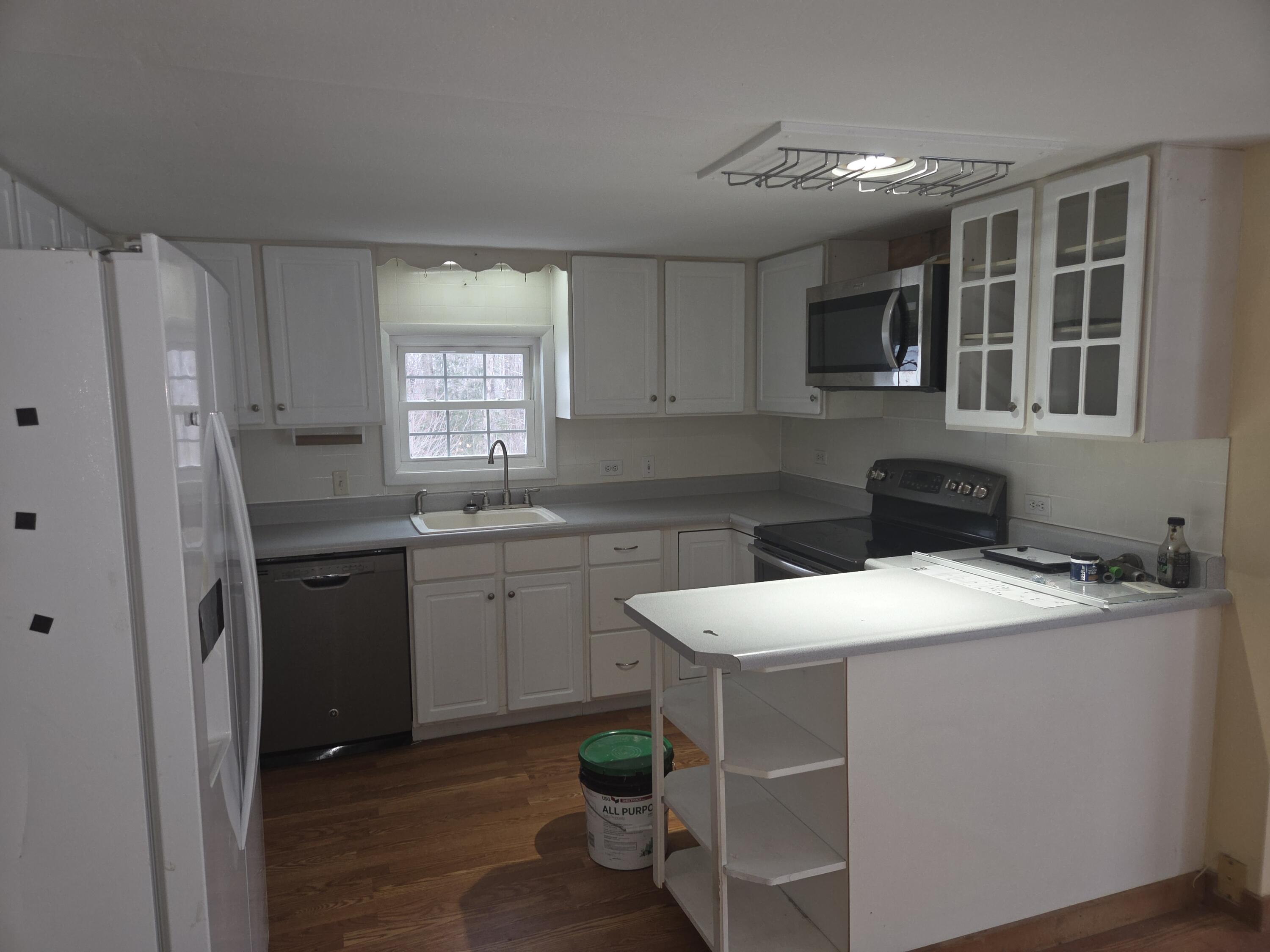 373 Middle Road Fairfield, ME 04937 - Photo 11 of 33 20251206_103345