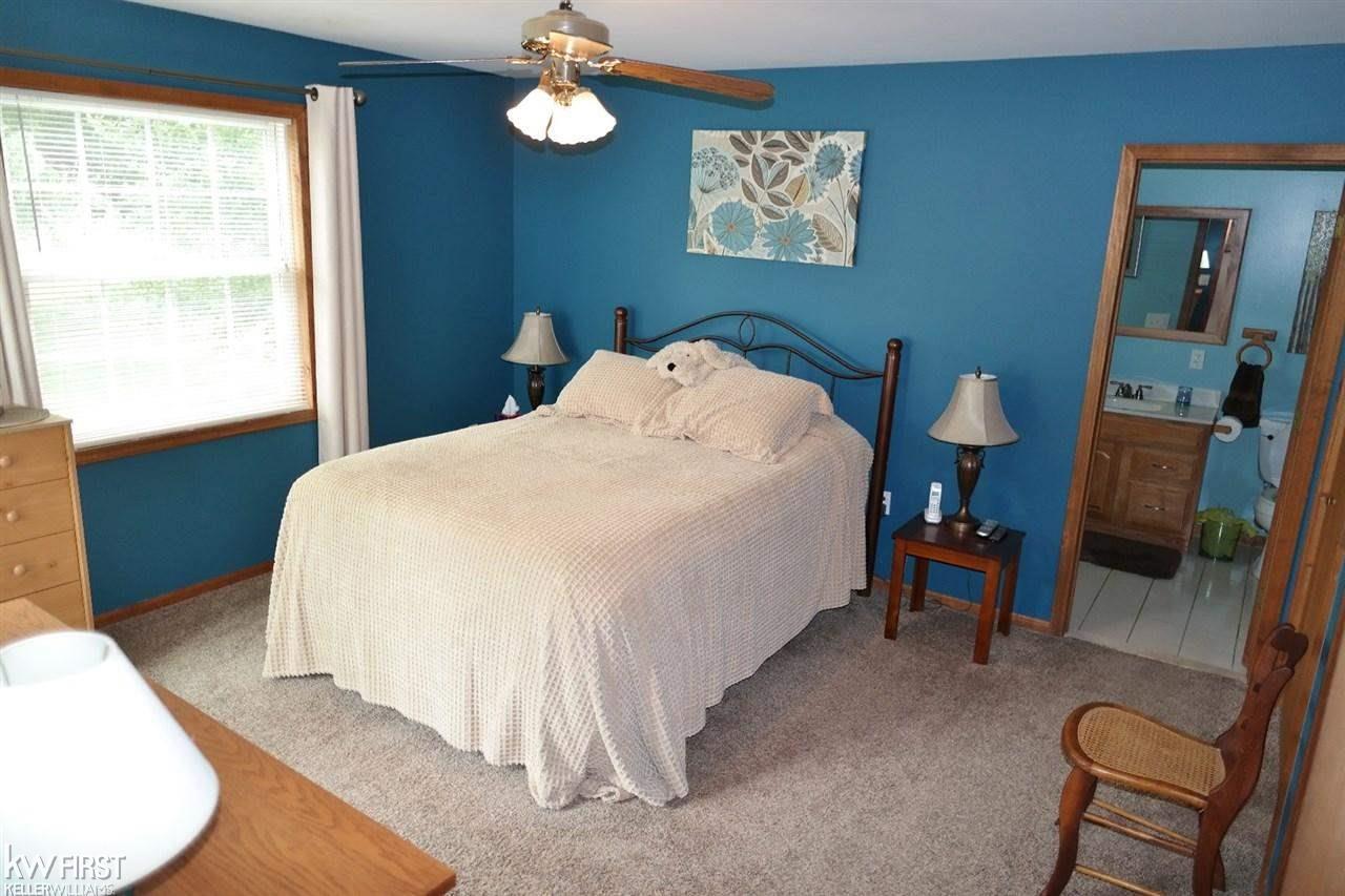 12497 Odell Road Linden, MI 48451 - Photo 17 of 32 21494668-16.JPG