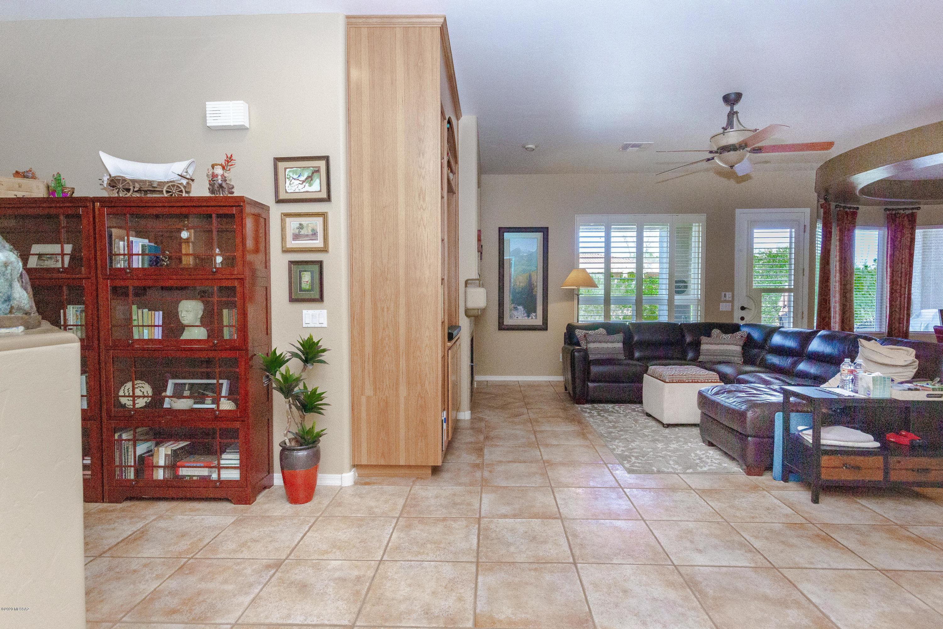 12707 North Piping Rock Road Oro Valley, AZ 85755 - Photo 18 of 50