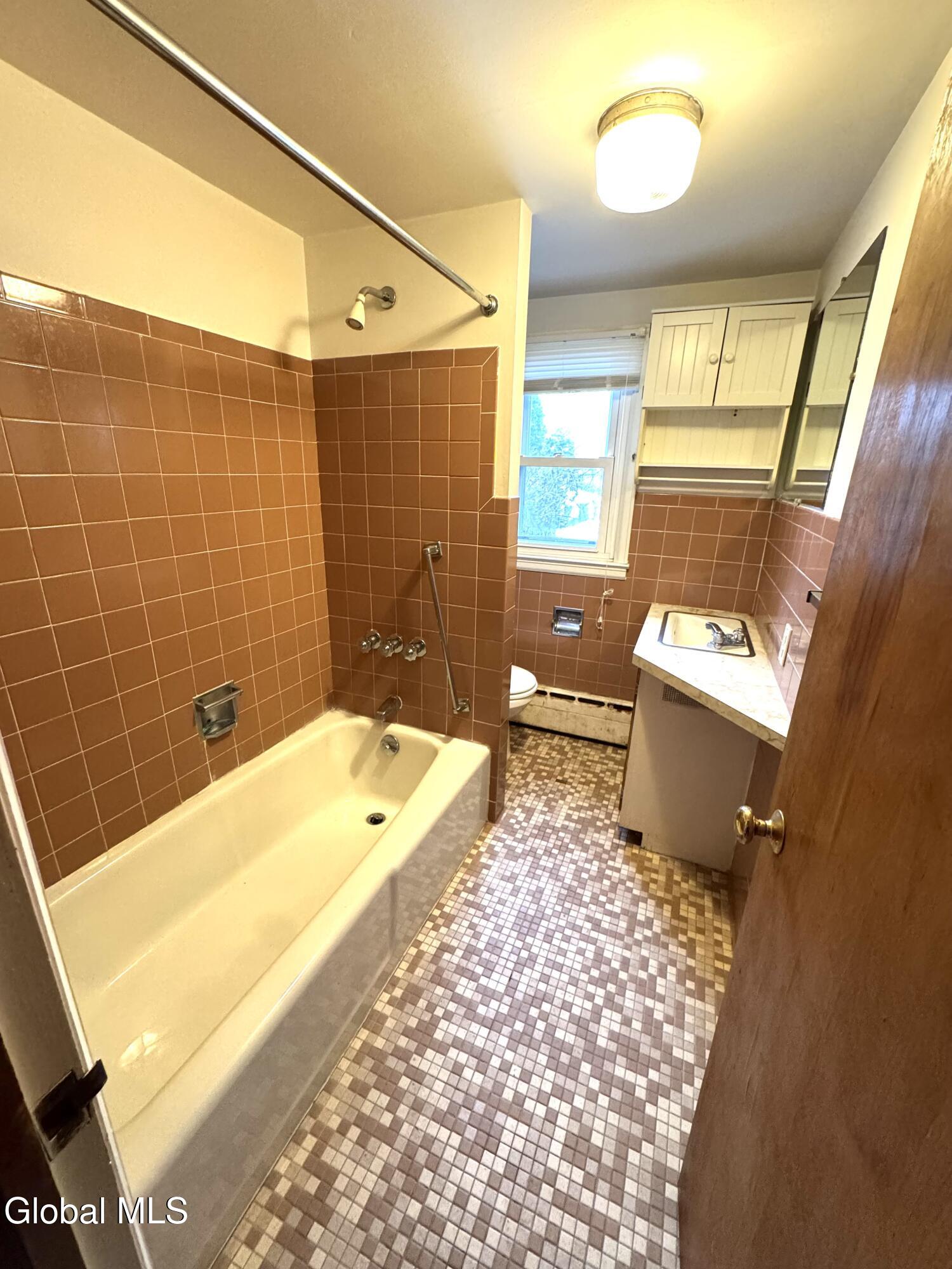 25 Glenmore Road North Greenbush, NY 12180 - Photo 20 of 27 IMG_6465