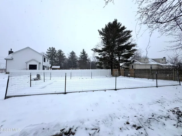 $339,000 | 25 Glenmore Road, North Greenbush, NY 12180