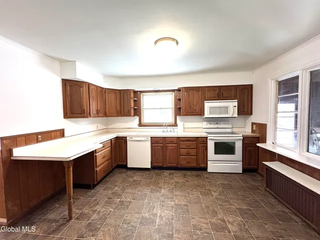 $339,000 | 25 Glenmore Road, North Greenbush, NY 12180