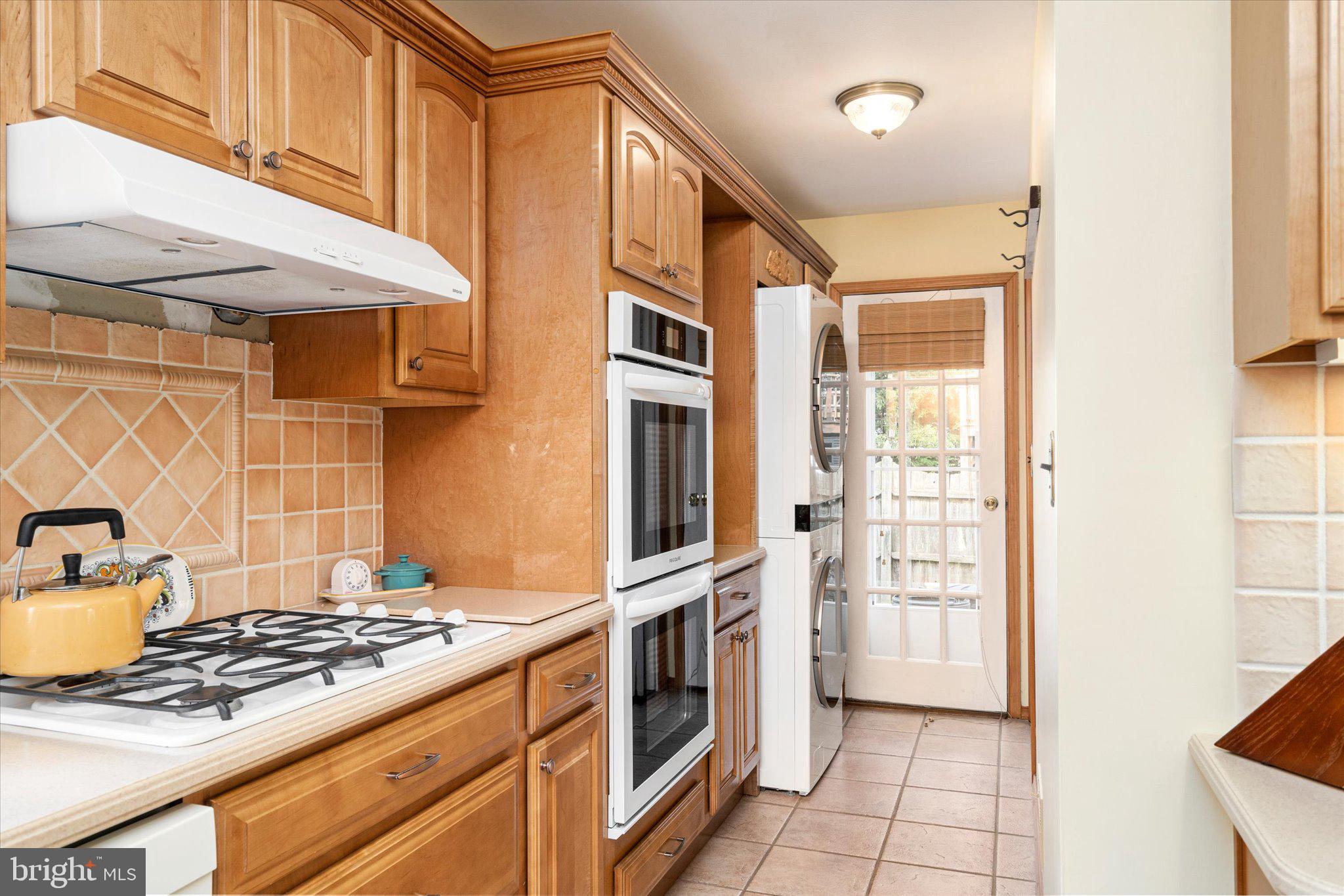 19 Clive Court Ewing, NJ 08638 - Photo 15 of 36