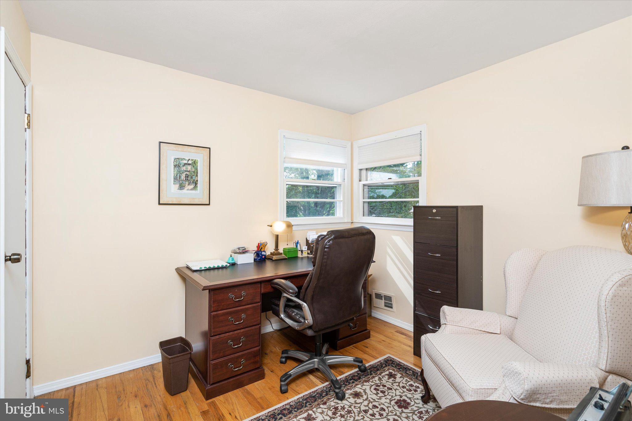 19 Clive Court Ewing, NJ 08638 - Photo 26 of 36