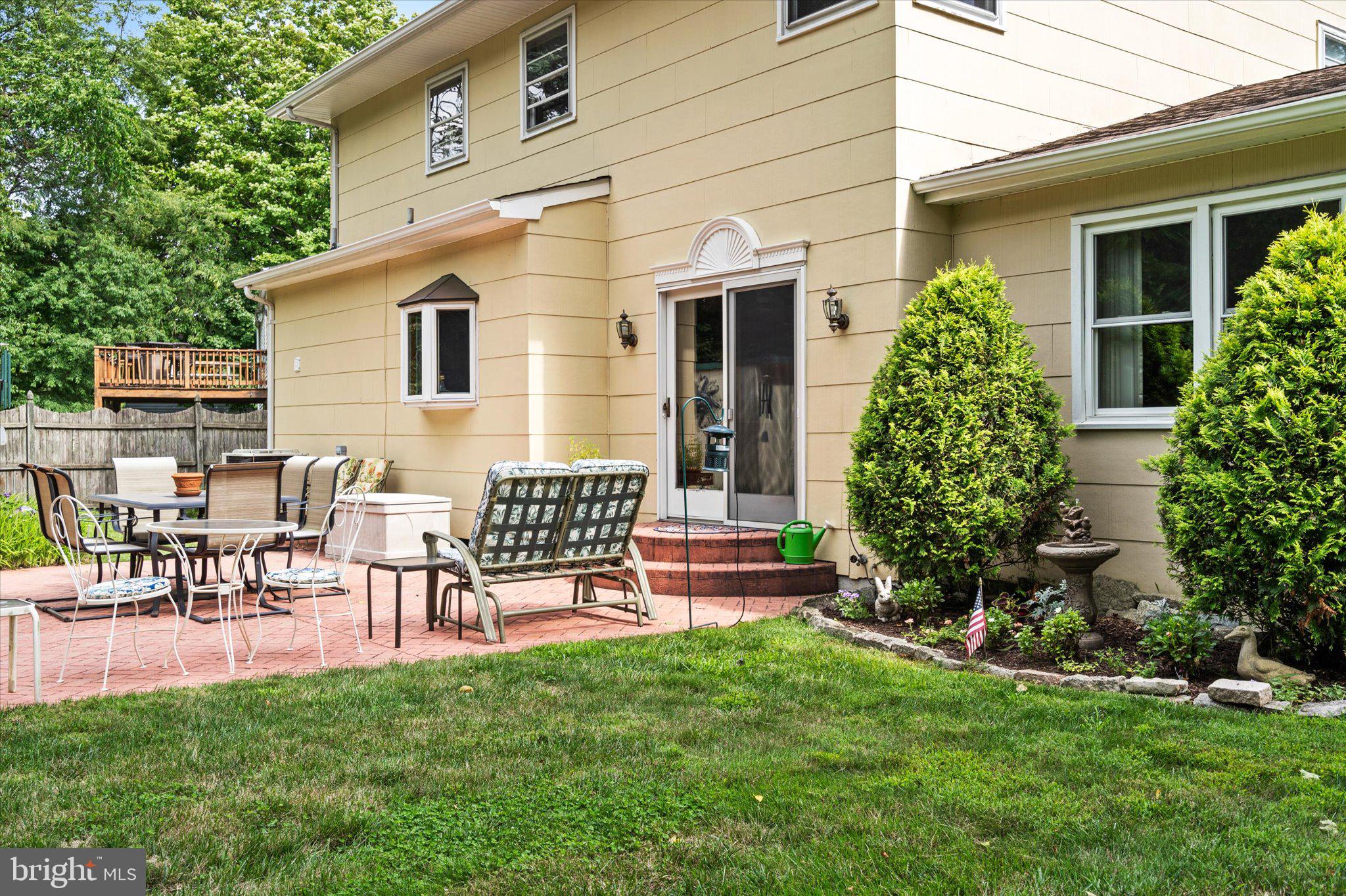 19 Clive Court Ewing, NJ 08638 - Photo 31 of 36