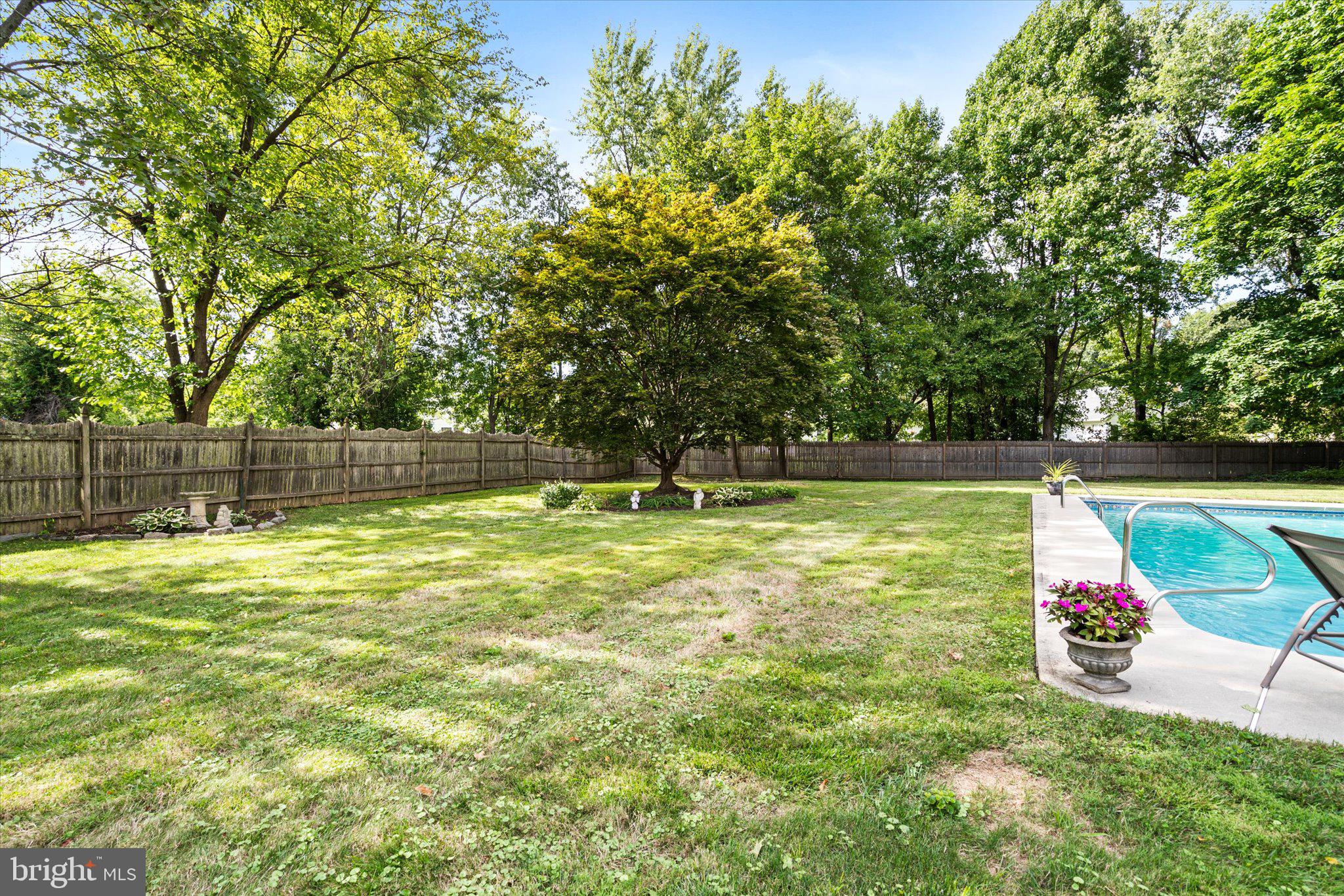 19 Clive Court Ewing, NJ 08638 - Photo 34 of 36