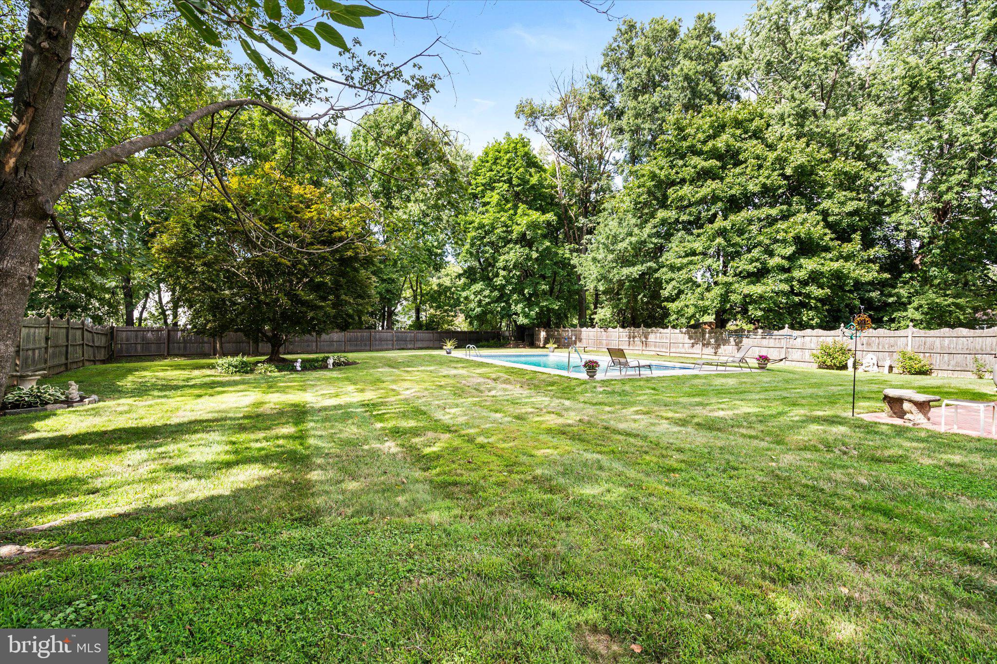 19 Clive Court Ewing, NJ 08638 - Photo 36 of 36