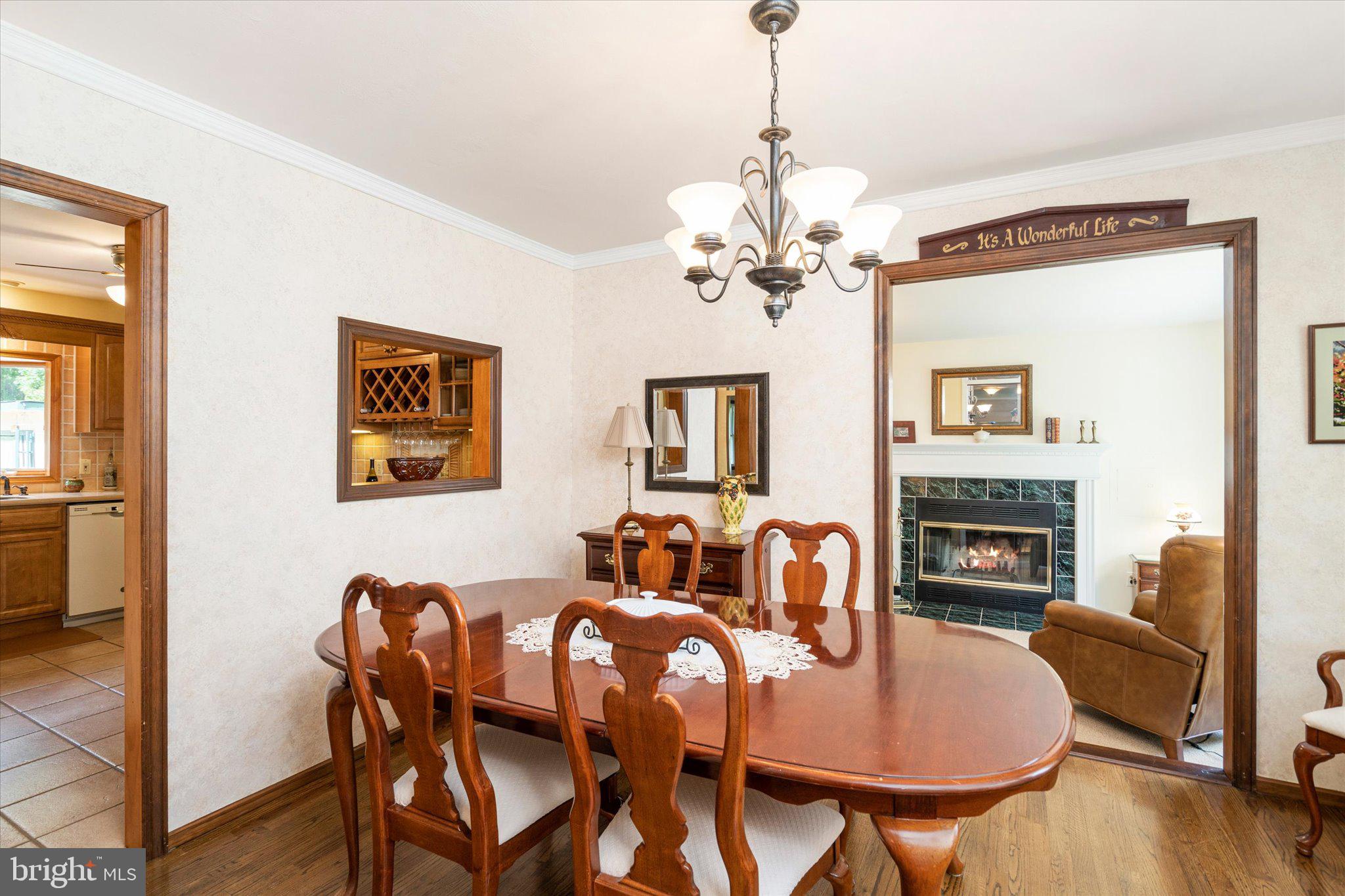 19 Clive Court Ewing, NJ 08638 - Photo 8 of 36