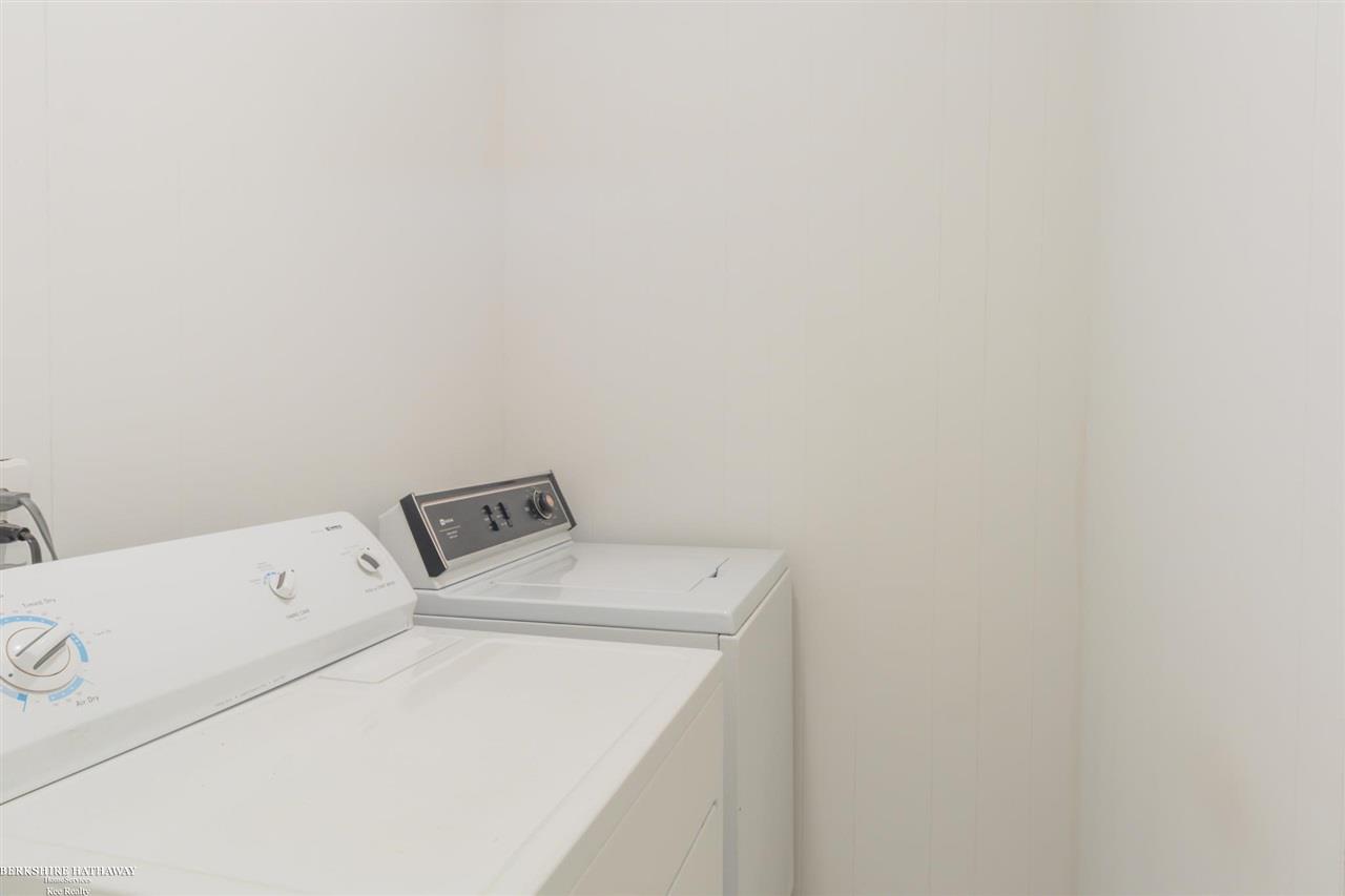 13531 Martin Road Warren, MI 48088 - Photo 32 of 45 50079983-31.JPG