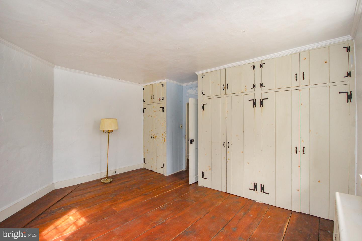432 Old Forge Road Media, PA 19063 - Photo 25 of 41 a view of an empty room