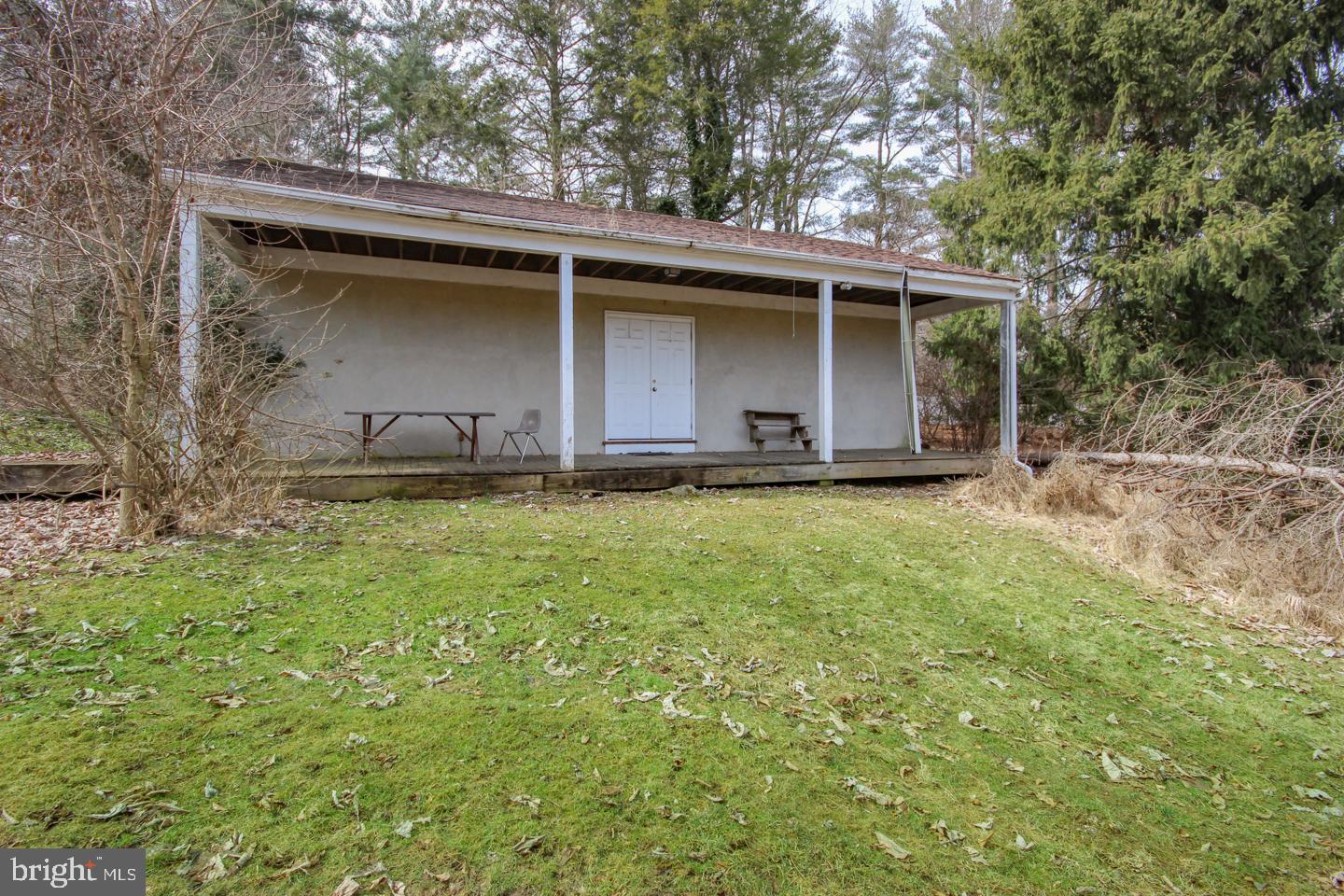432 Old Forge Road Media, PA 19063 - Photo 38 of 41 a front view of a house with yard