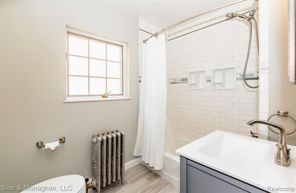 271 McMillan Road Grosse Pointe Farms, MI 48236 - Photo 26 of 40