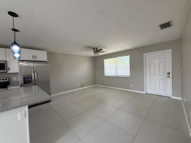 $2,000 | 905 9th Street, Unit B, West Palm Beach, FL 33401