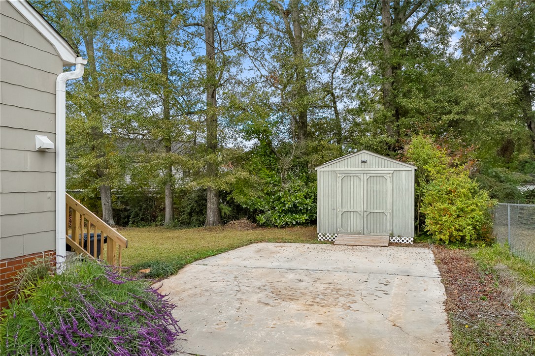 114 Henry Avenue Anderson, SC 29625 - Photo 28 of 40