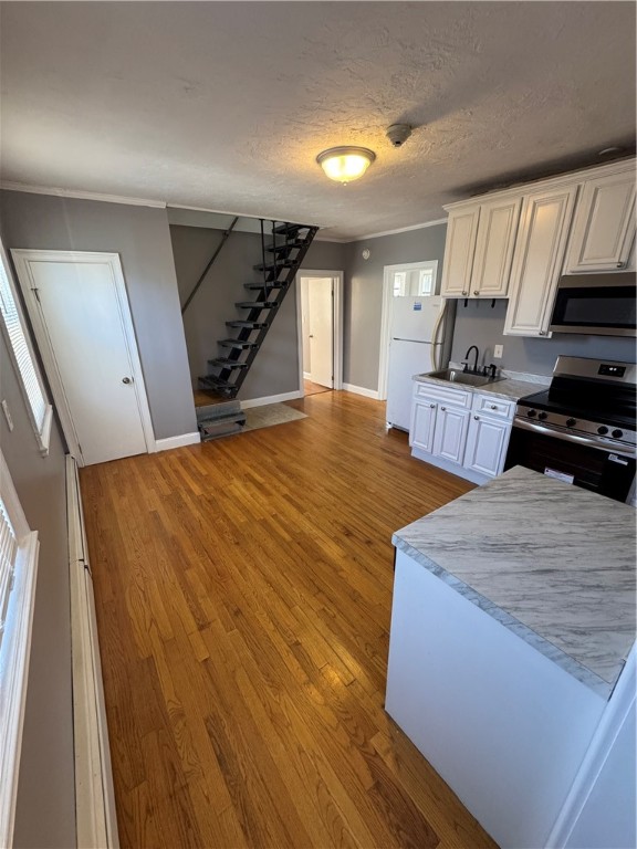 29 Gesler Street, Unit 2F Providence, RI 02909 - Photo 8 of 17