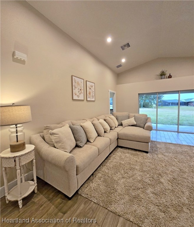 7501 Rolling Road Sebring, FL 33876 - Photo 5 of 32 Gallery Image 5