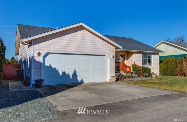 116 Fisk Street Sumas, WA 98295 - Photo 2 of 25 Gallery Image 2