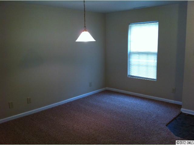 6704 Ridge Lane Road Charlotte, NC 28262 - Photo 5 of 9 Gallery Image 5