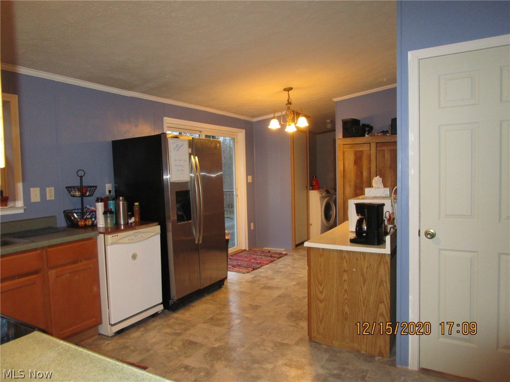 8016 Fortney Road Orwell, OH 44076 - Photo 7 of 35 Gallery Image 7