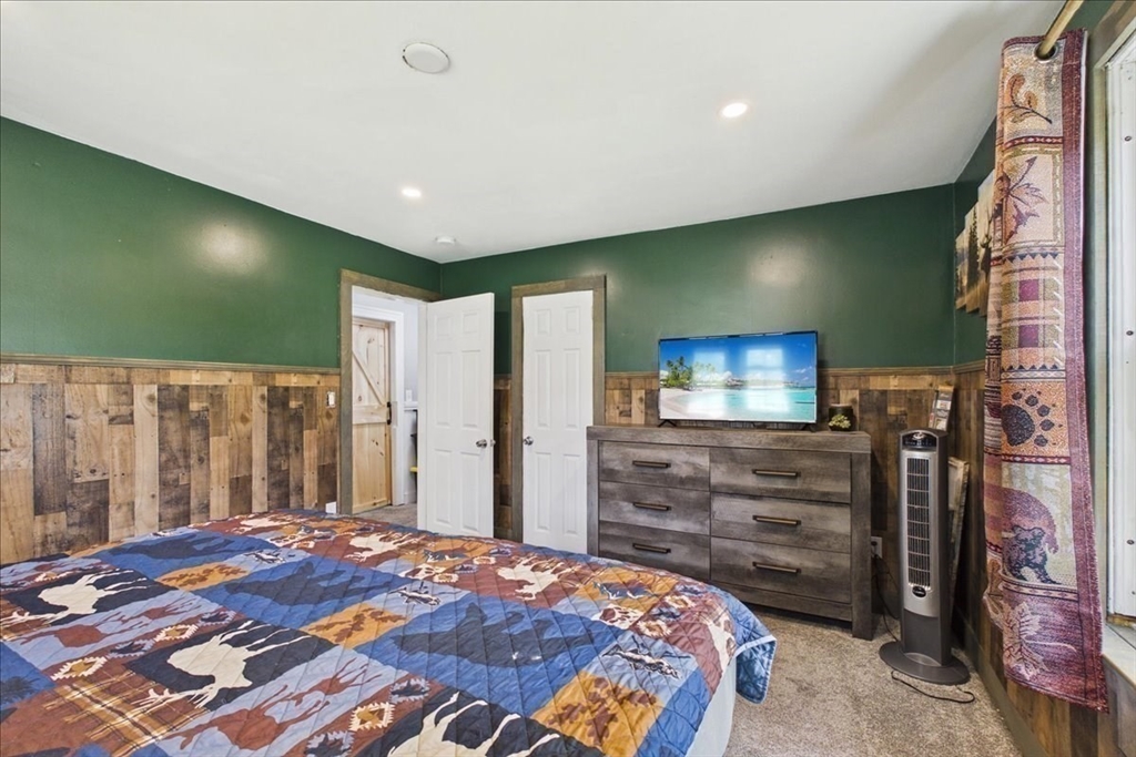 35 Anawan Street Rehoboth, MA 02769 - Photo 15 of 39