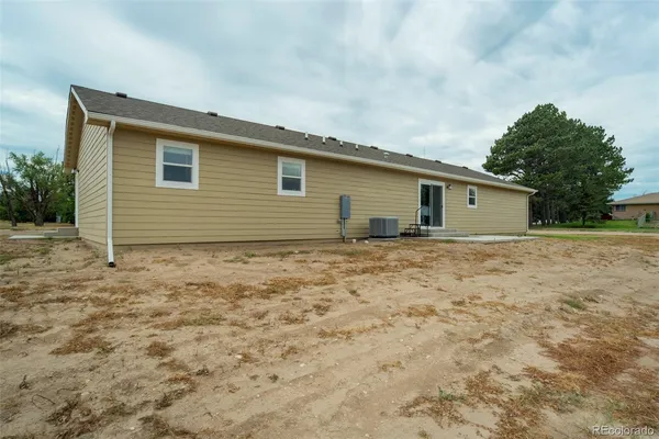 $335,000 | 304 East 8th Street, Flagler, CO 80815