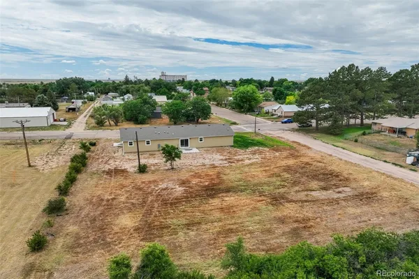 $335,000 | 304 East 8th Street, Flagler, CO 80815