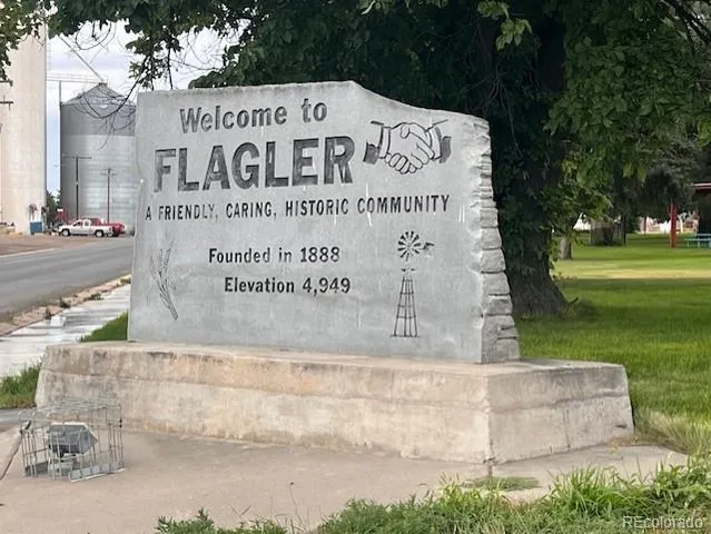 a view of sign board