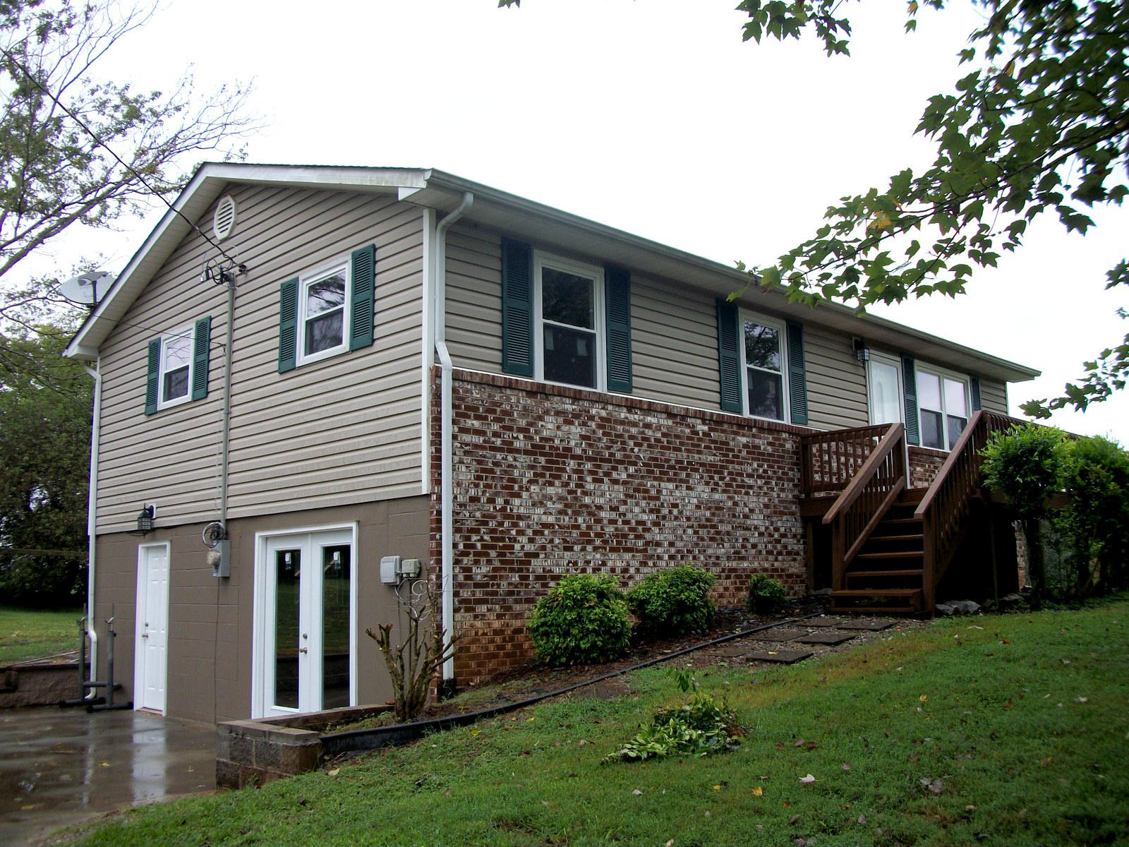 255 Meadow Brook Road Sweetwater, TN 37874 - Photo 1 of 16 01-100_3250
