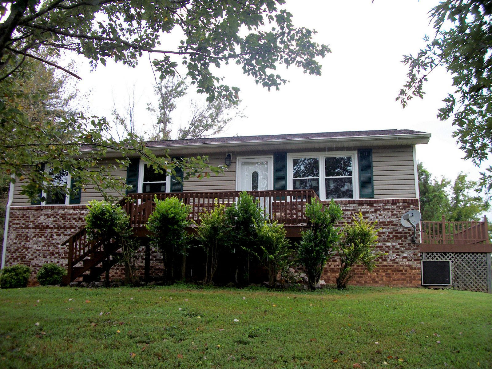 255 Meadow Brook Road Sweetwater, TN 37874 - Photo 2 of 16 02-100_3265