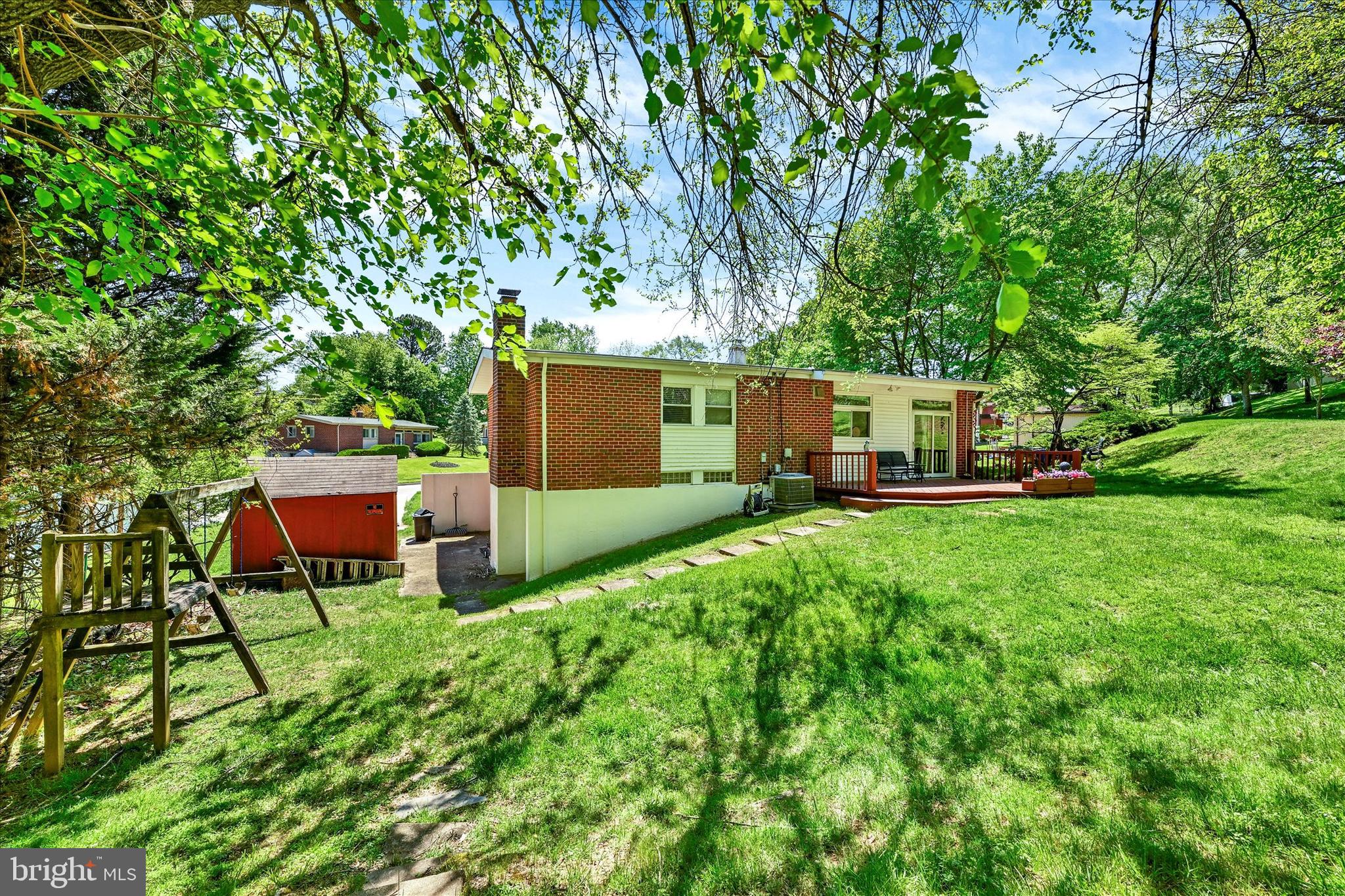6816 Timberlane Road Baltimore, MD 21209 - Photo 2 of 28