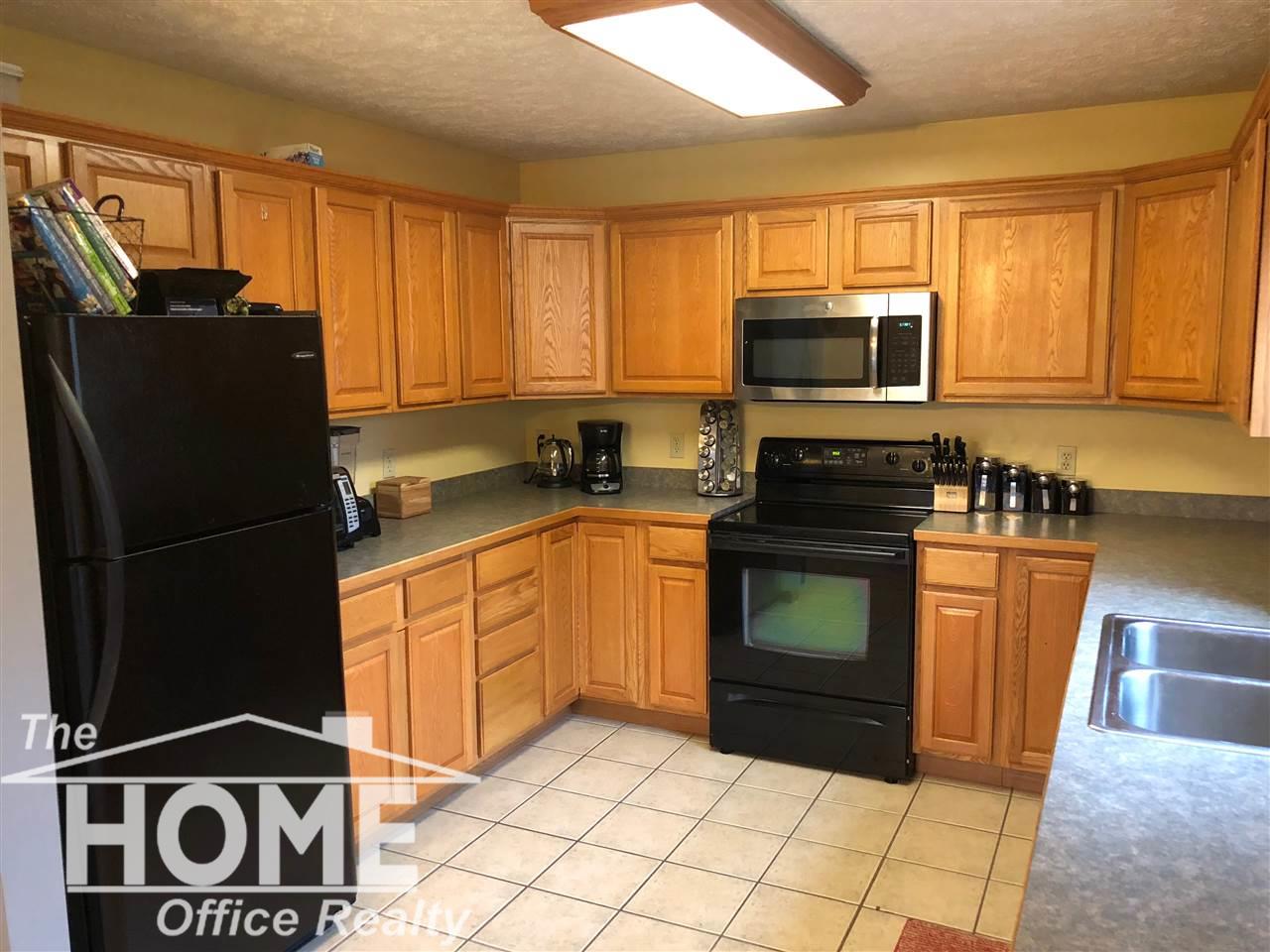 10057 Beardslee Road Perry, MI 48872 - Photo 9 of 30