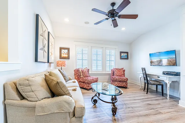 $3,250 | 2442 Bungalo Lane, Miramar Beach, FL 32550