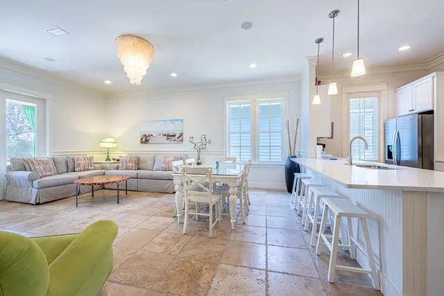 $3,250 | 2442 Bungalo Lane, Miramar Beach, FL 32550