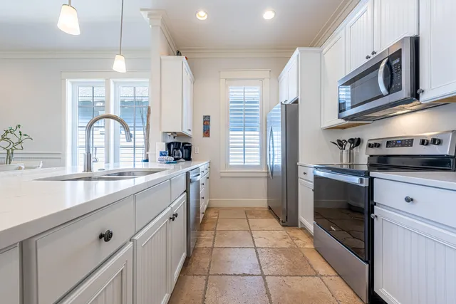 $3,250 | 2442 Bungalo Lane, Miramar Beach, FL 32550