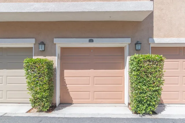 $415,000 | 26352 Arboretum Way, Unit 3501, Murrieta, CA 92563